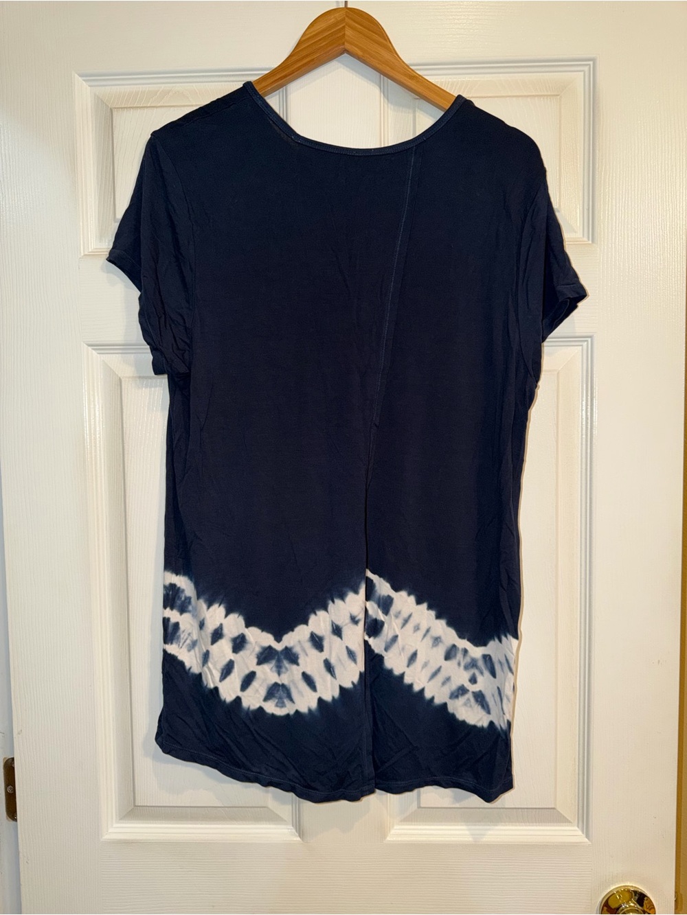 Ideology Navy Tee with White Tie-Dye Hem. EUC - Picture 3 of 6
